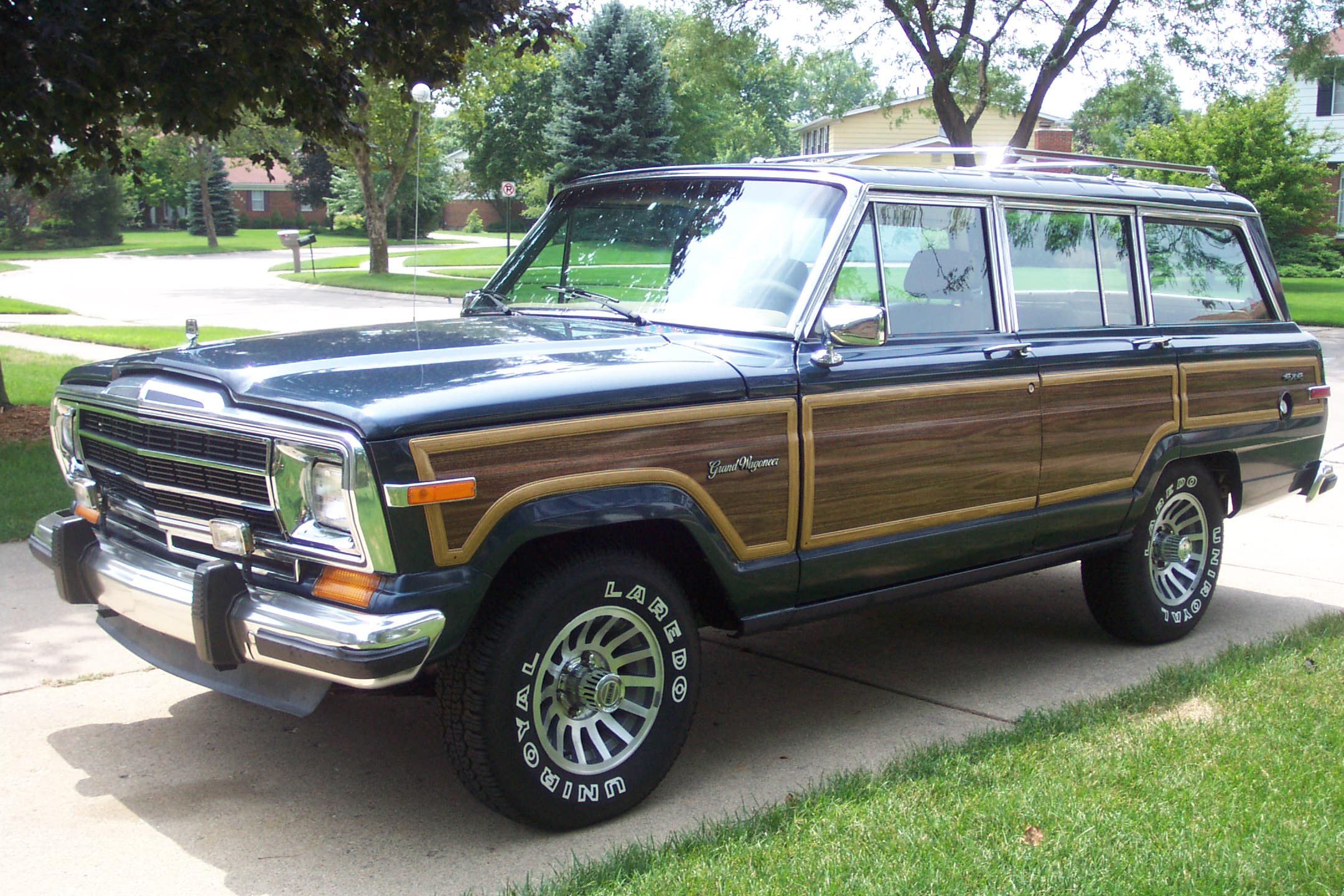 1989 Jeep Grand Wagoneer