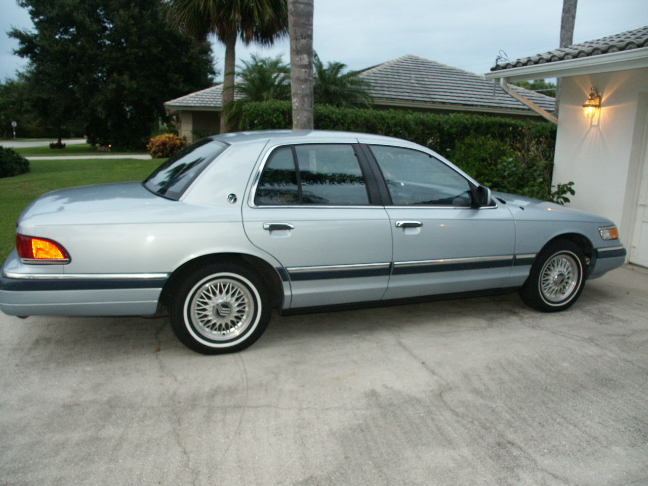 1992 Mercury Grand Marquis
