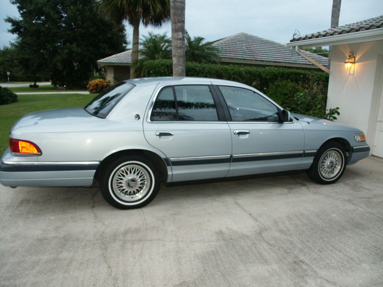 1992 Mercury Grand Marquis