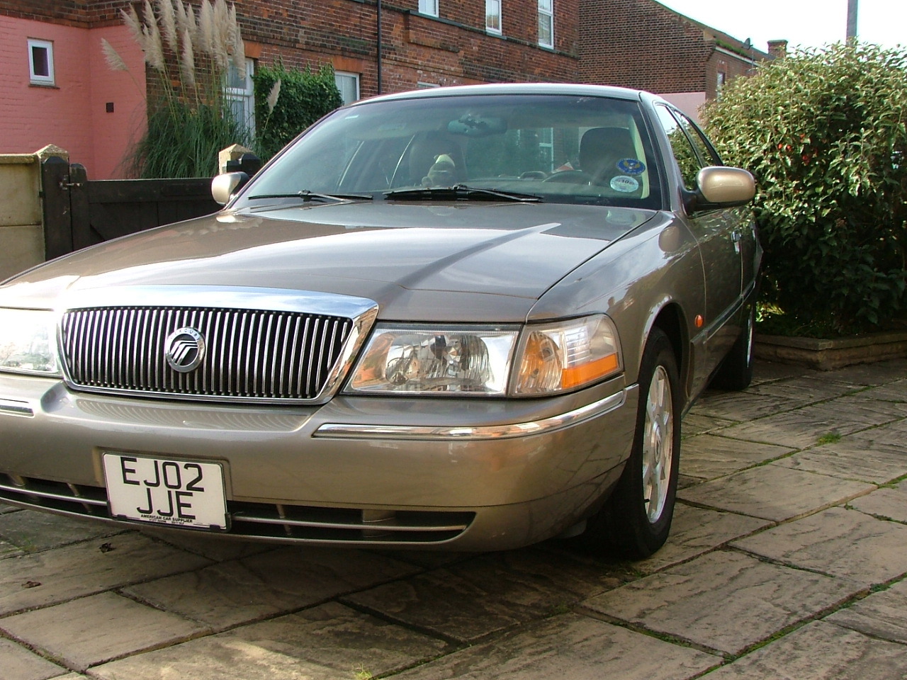 2003mercurymarquisa.jpg